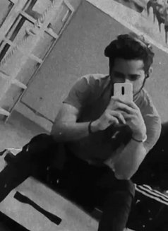 Raman Sharma - Male ఎస్కార్ట్ in Chandigarh Photo 2 of 4