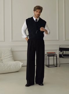 Rohit - Male escort in Kolkata Photo 3 of 4