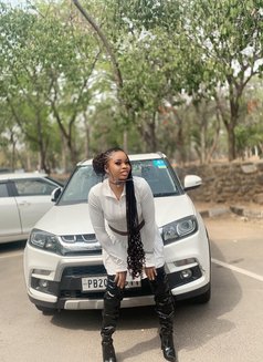 Lisa - ఎస్కార్ట్ in Chandigarh Photo 2 of 2