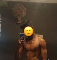 Pravn - Male எஸ்கார்ட் in Chennai