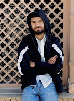 Harry - Male escort in New Delhi Photo 4 of 10