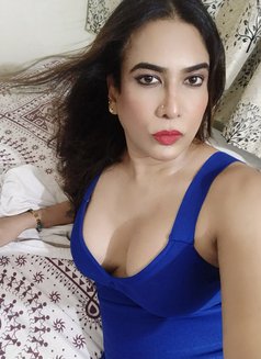 Pearly - Transsexual escort in Bangalore Photo 3 of 7