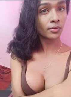 Rusha - Transsexual এস্কর্ট in Kolkata Photo 1 of 2