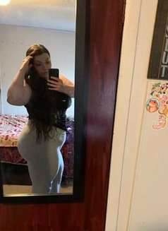 Makoto in Search of Adventures - एस्कॉर्ट in New Delhi Photo 2 of 4