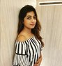 Priya - एस्कॉर्ट in Bangalore Photo 1 of 1