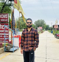 Lucky - Male escort in New Delhi