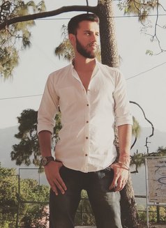 John Martin - Male एस्कॉर्ट in New Delhi Photo 1 of 4