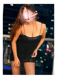 Monika { Independent Escort & Real Meet} - एस्कॉर्ट in Pune Photo 4 of 5