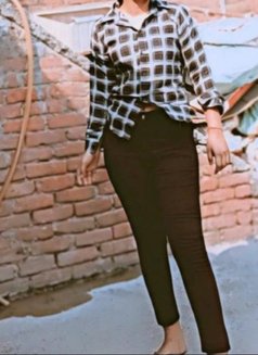 Anshika - এস্কর্ট in Noida Photo 4 of 6