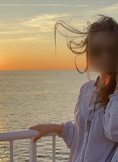 Nadia Let’s fun Together - escort in Mumbai Photo 2 of 3