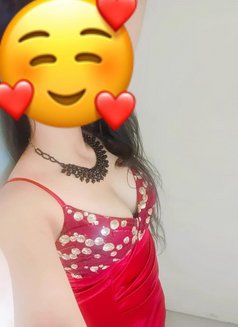 Siya - escort in New Delhi Photo 2 of 4