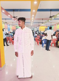 Hari - Male escort in Chennai Photo 1 of 1