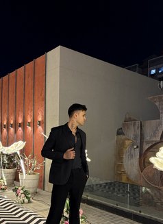 Akhil Malhotra - Male एस्कॉर्ट in Ahmedabad Photo 1 of 3