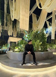 Akhil Malhotra - Male एस्कॉर्ट in Ahmedabad Photo 2 of 3