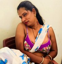 Viji - Transsexual escort in Chennai