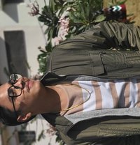 Wade - Male एस्कॉर्ट in Surat