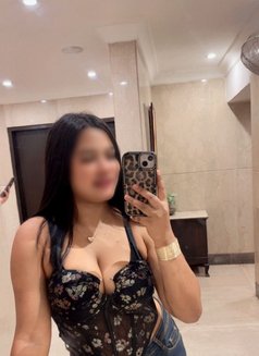 Rose - एस्कॉर्ट in Bangalore Photo 5 of 6