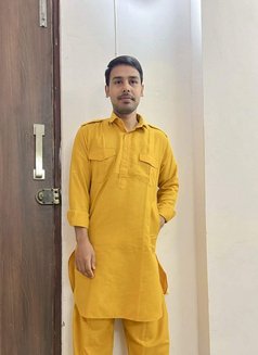Ashish Singh - Male escort in Noida Photo 4 of 6