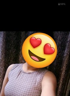 Komal - எஸ்கார்ட் in Gurgaon Photo 1 of 2