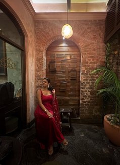 Disha - एस्कॉर्ट in Kolkata Photo 1 of 1