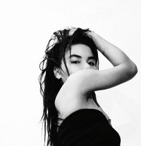 Angle Independe Girl Real Meet & Web Cam - एस्कॉर्ट in New Delhi