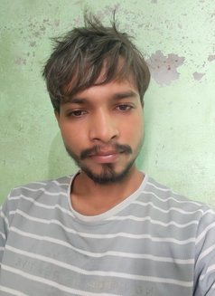 Edison20020s - Male escort in New Delhi Photo 1 of 1