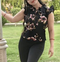 Tanya - एस्कॉर्ट in Bangalore