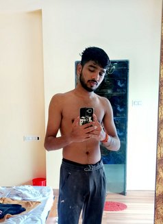 Viper - Male এস্কর্ট in Navi Mumbai Photo 3 of 3