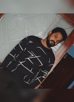 Arvinth - Male adult performer in Chennai Photo 2 of 2