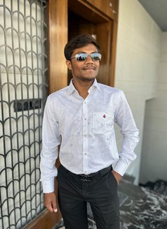 Aditya - Male escort in Ahmedabad Photo 2 of 3