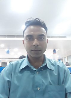 Abir Dasgupta - Male escort in Kolkata Photo 2 of 3