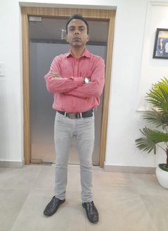 Abir Dasgupta - Male escort in Kolkata Photo 3 of 3