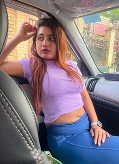 Reddyaruna - एस्कॉर्ट in Bangalore Photo 3 of 5