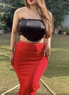 Zoya - escort in Thiruvananthapuram Photo 1 of 5