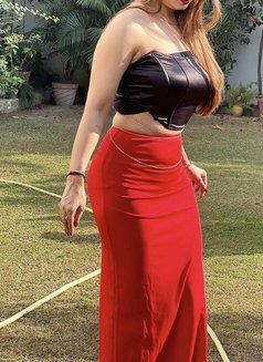 Zoya - escort in Thiruvananthapuram Photo 2 of 5