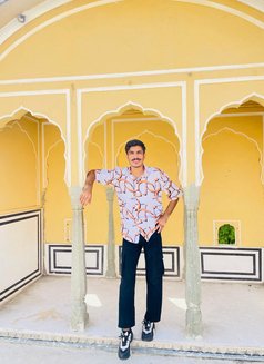 Rohit - Male एस्कॉर्ट in Jaipur Photo 1 of 1
