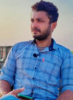 Raaj Chakraborty - Male escort in Kolkata Photo 1 of 4