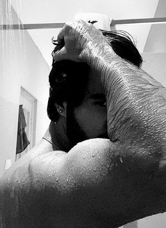 Max - Male dominatrix in New Delhi Photo 1 of 5