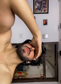 Max - Male dominatrix in New Delhi Photo 3 of 5