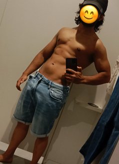 Sam - Male escort in Ahmedabad Photo 2 of 5