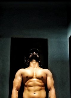 Sam - Male escort in Ahmedabad Photo 4 of 5