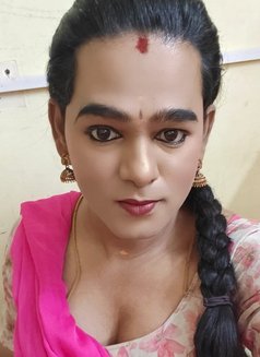 Shemale Chennai Madipakkam - Transsexual escort in Chennai Photo 1 of 5