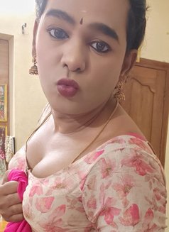 Shemale Chennai Madipakkam - Transsexual escort in Chennai Photo 5 of 5