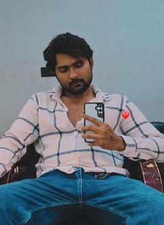 Big Bull - Male বয়স্ক পারফর্মার in Surat Photo 3 of 4