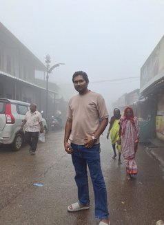 Big Bull - Male বয়স্ক পারফর্মার in Surat Photo 4 of 4