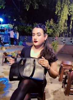 Aleena - Transsexual escort in Gurgaon Photo 5 of 5