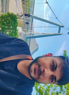 Lalu - Male escort in Surat Photo 1 of 5