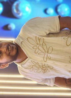 Lalu - Male escort in Surat Photo 4 of 5