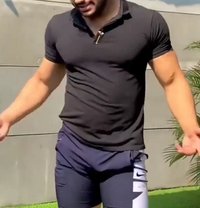 Vivank - Male முதியோருக்கான நடிப்பாளர் in Mumbai