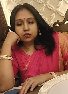 Enna Sharma - escort in Kolkata Photo 9 of 10